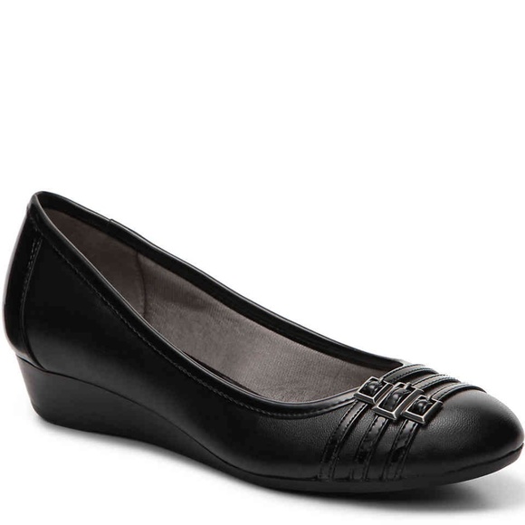 lifestride farrow wedge pump